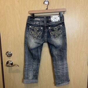 Miss Me Signature Cropped Jeans